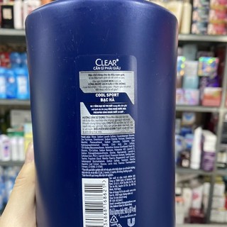 Dầu gội Clear Men sạch sâu da đầu 900g (882ml)