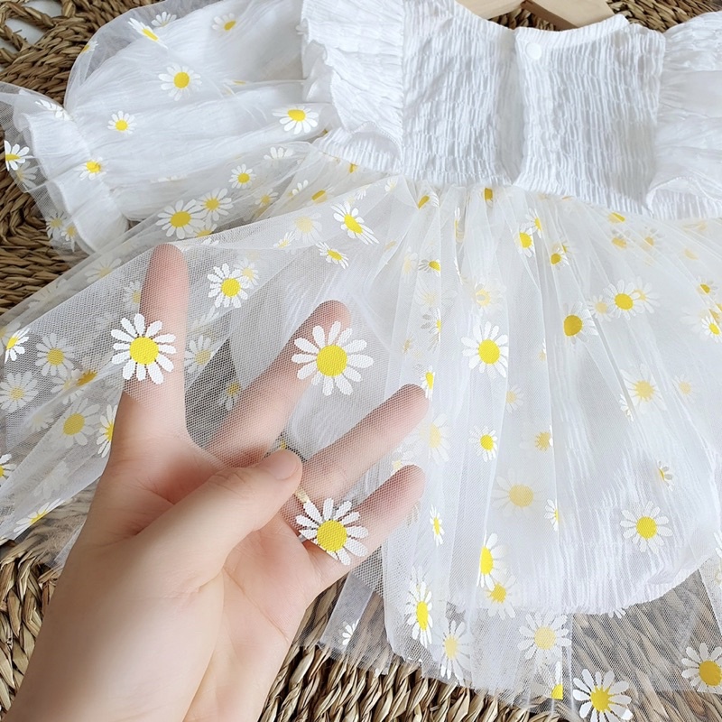 Body Váy Trắng Tay Dài 𝐍𝐇𝐈́𝐌 𝐗𝐔̀ 𝐊𝐈𝐃𝐒 Cho Bé Gái Sơ Sinh, Đầy Tháng, Thôi Nôi Chất Đũi Xốp Mềm Mát A443