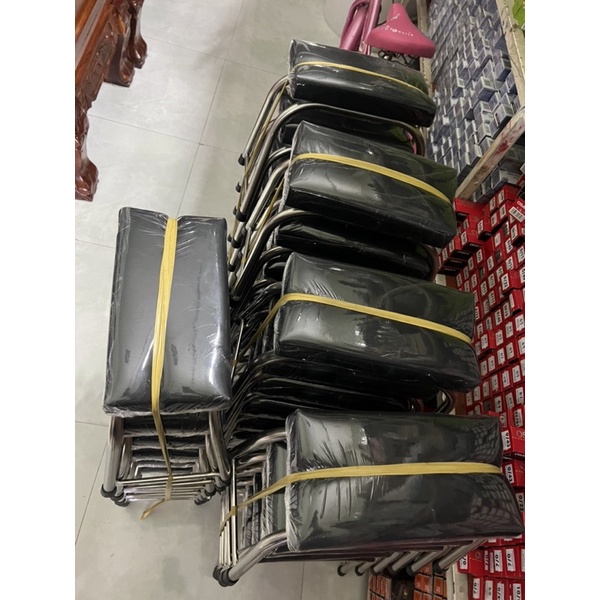 Ghế gác chân làm Mail  chân vòng cung inox n mà dày  cha ca chắn