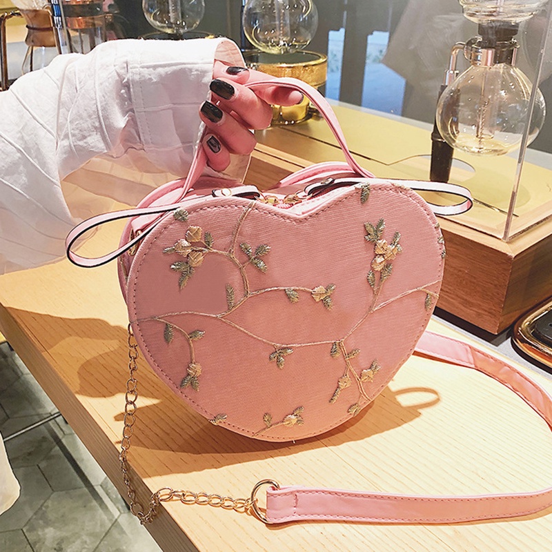 Túi Đeo Chéo Vai Họa Tiết Thêu Trái Tim Thời Trang JP5