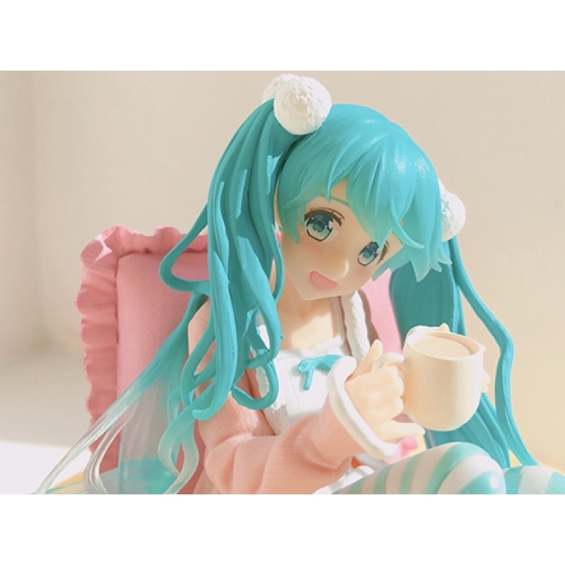MÔ HÌNH HATSUNE MIKU CHÍNH HÃNG: Miku trang phục thường ngày