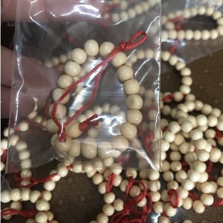 Vòng dâu tằm cho bé