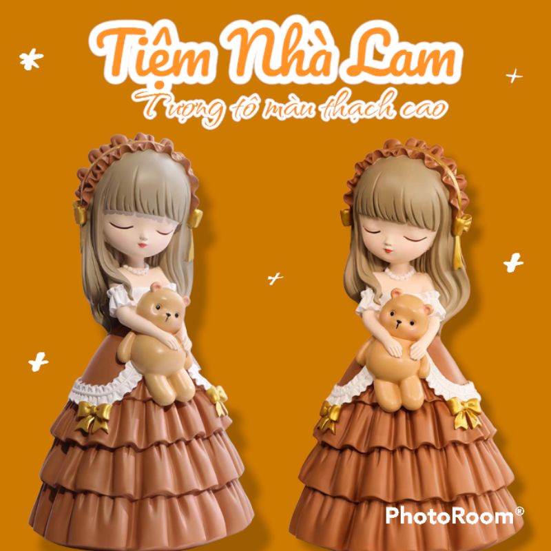 Tượng tô màu thạch cao cô gái ôm gấu size 30cm