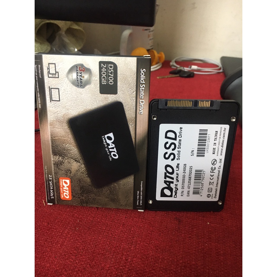 Ổ cứng SSD cho PC, Laptop DATO 120GB, 240GB chuẩn SATAIII DS700 - Hàng chính hãng