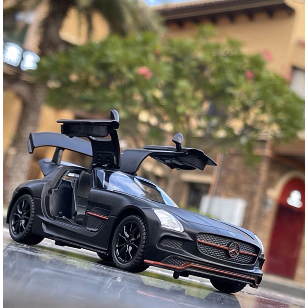 Mô Hình Xe Hơi Mercedes-Benz SLS AMG Tỉ Lệ 1:32