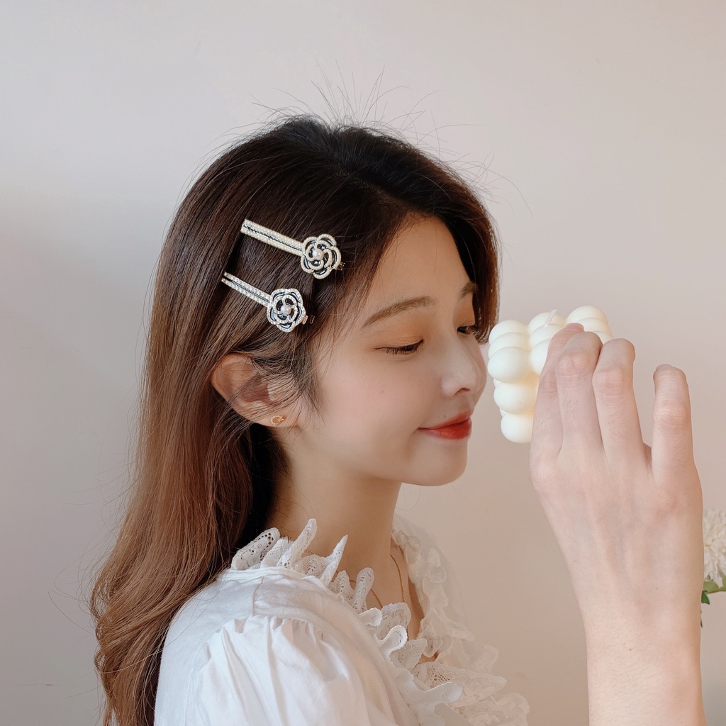 Kẹp hoa trà đính đá