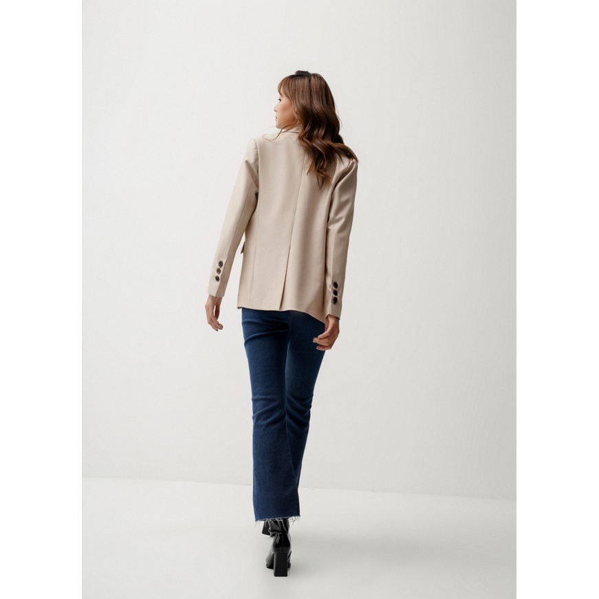 Áo Blazer dáng chiết eo giao 1 hàng khuy ly chiết mí nổi, 2 túi 2 bên thân trước(Be)_MONOTALK 22T40018TK