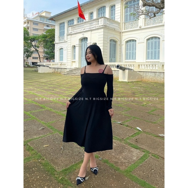 đầm thiết kế trễ vai