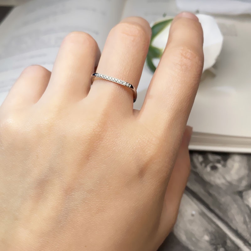 Nhẫn Thép Titan Mạ Vàng 18k Đính Kim Cương Sang Trọng Cho Cặp Đôi