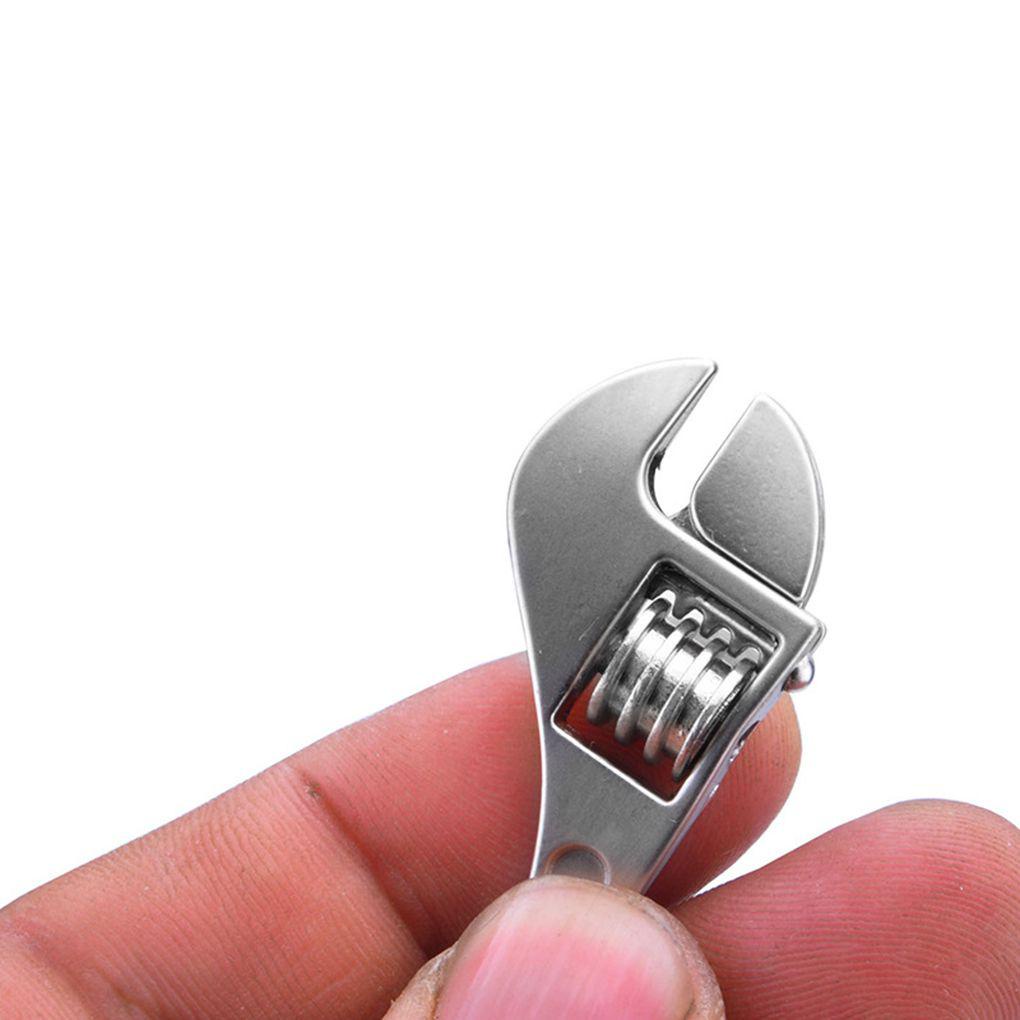 Móc Khóa Hình Cờ Lê Có Thể Điều Chỉnh Được