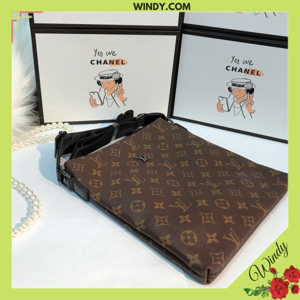 Túi đeo chéo nam lv vừa ipad họa tiết kẻ ô lv sang trọng chất da mềm đẹp WD885