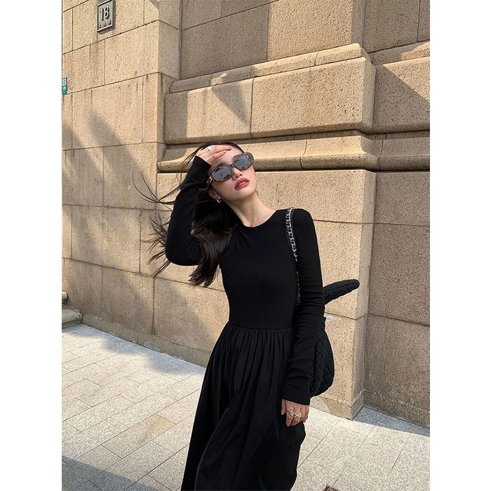Đầm Tay Dài Dáng Ôm Thiết Kế Đục Lỗ Thời Trang Mùa Thu Mới Cho Nữ