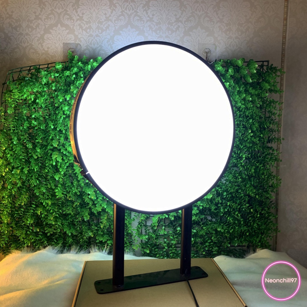 Hộp đèn quảng cáo hút nổi mica Neonchill97 thiết kế theo yêu cầu, Bảng hiệu trang trí cửa hàng