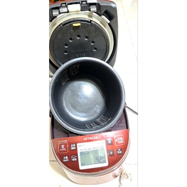 Em Hitachi cao tần áp suất 1l hình thức đẹp từ trong ra ngoài xoong dầy và lòng nồi đẹp