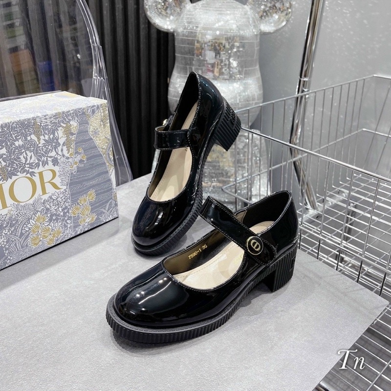 Giày búp bê mũi tròn da bóng gót vuông quai ngang dán