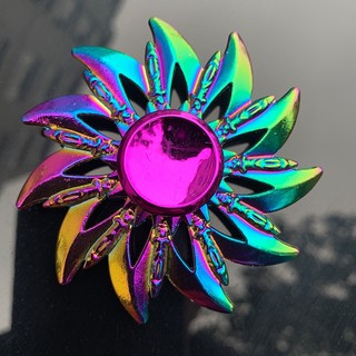 Con Quay Spinner Kim Loại 7 Màu Rainbow