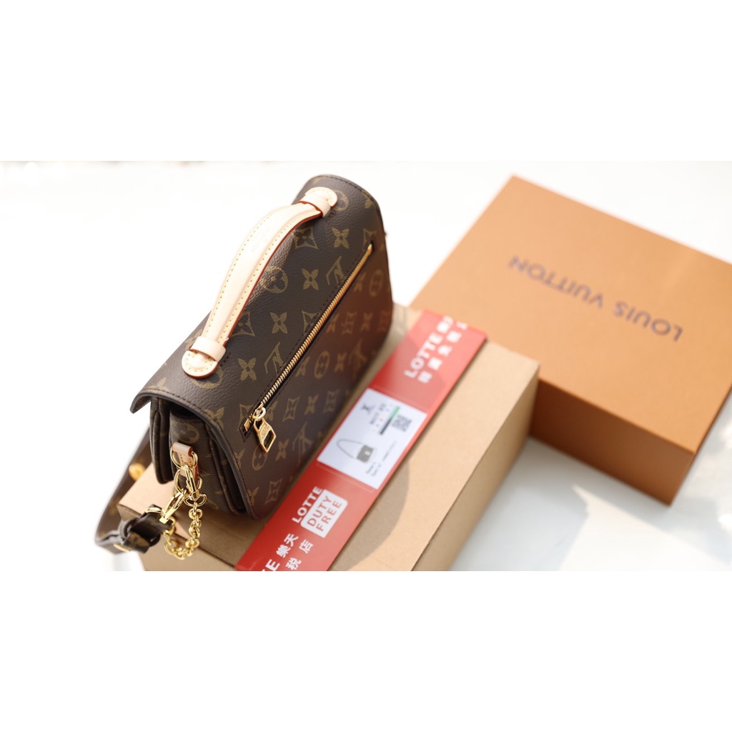 Túi quai xách WM266-20 METTIS DÁNG NGANG fullbox nam châm nguyên seal 2 lớp kích thước:20cm bản 2 quai xinh xỉu