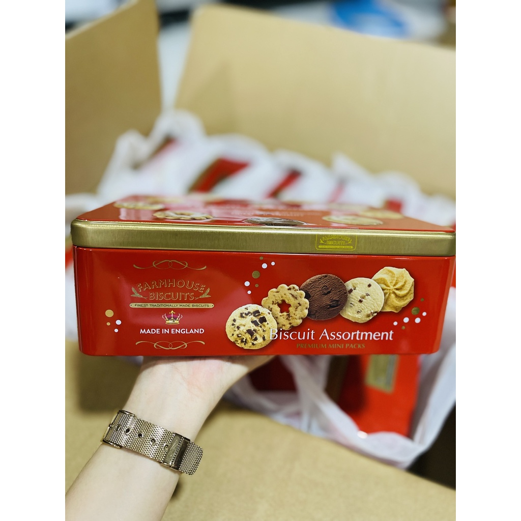 Bánh Farmhouse Assortment 302g hộp thiếc