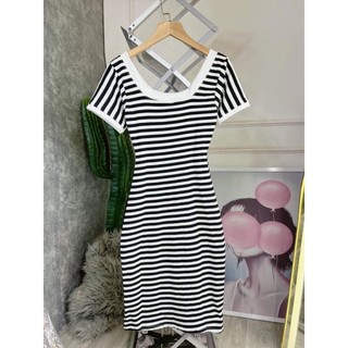 đầm body kẻ