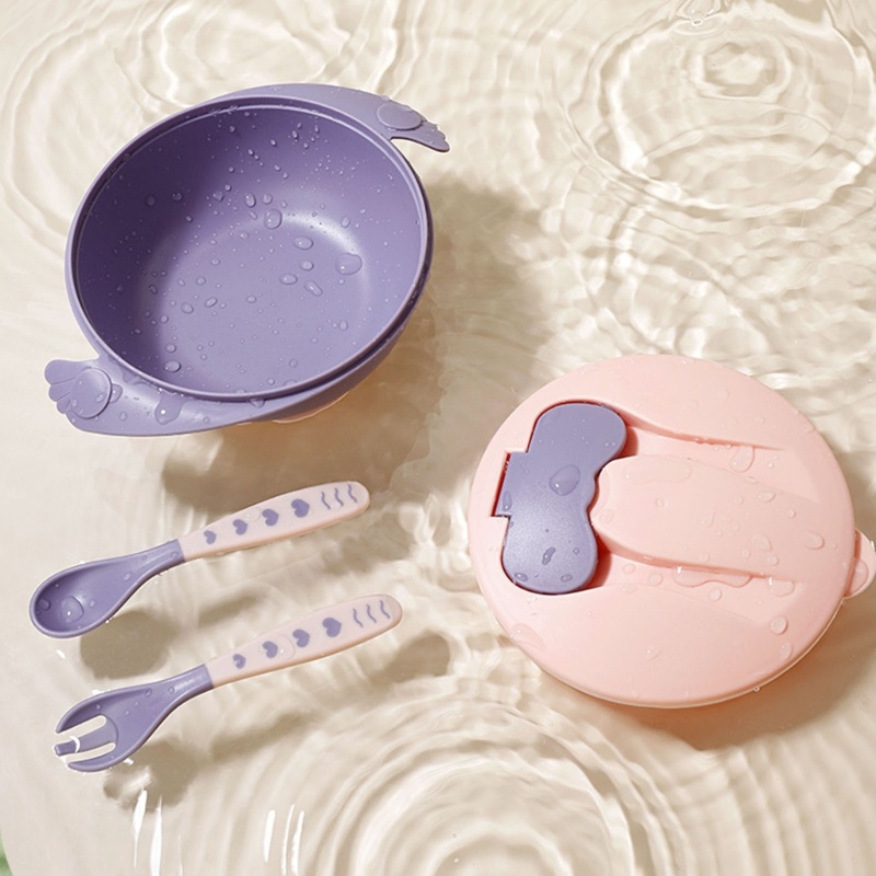 Bộ Tô Muỗng Ăn Dặm Bằng Silicone Có Giác Hút Cho Bé Sơ Sinh