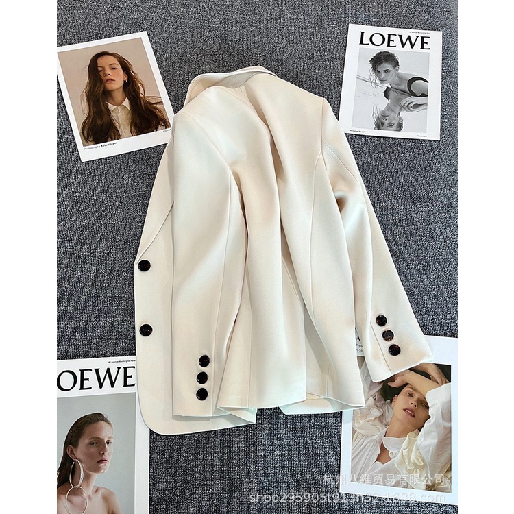 Áo blazer nữ dài tay Chelgy 2 cúc, áo vest nữ 2 lớp dầy dặn mùa thu đông form rộng 3 màu Đen, Nâu, Trắng CG-ABLZ101 | BigBuy360 - bigbuy360.vn