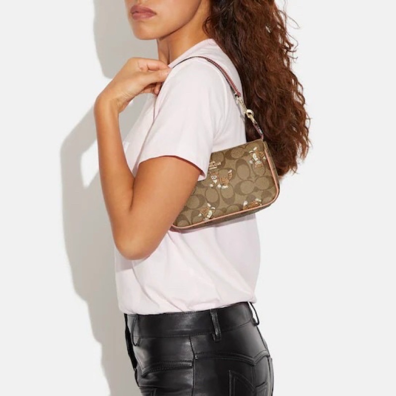 TÚI COACH NOLITA 19 WITH DANCING KITTEN CC418