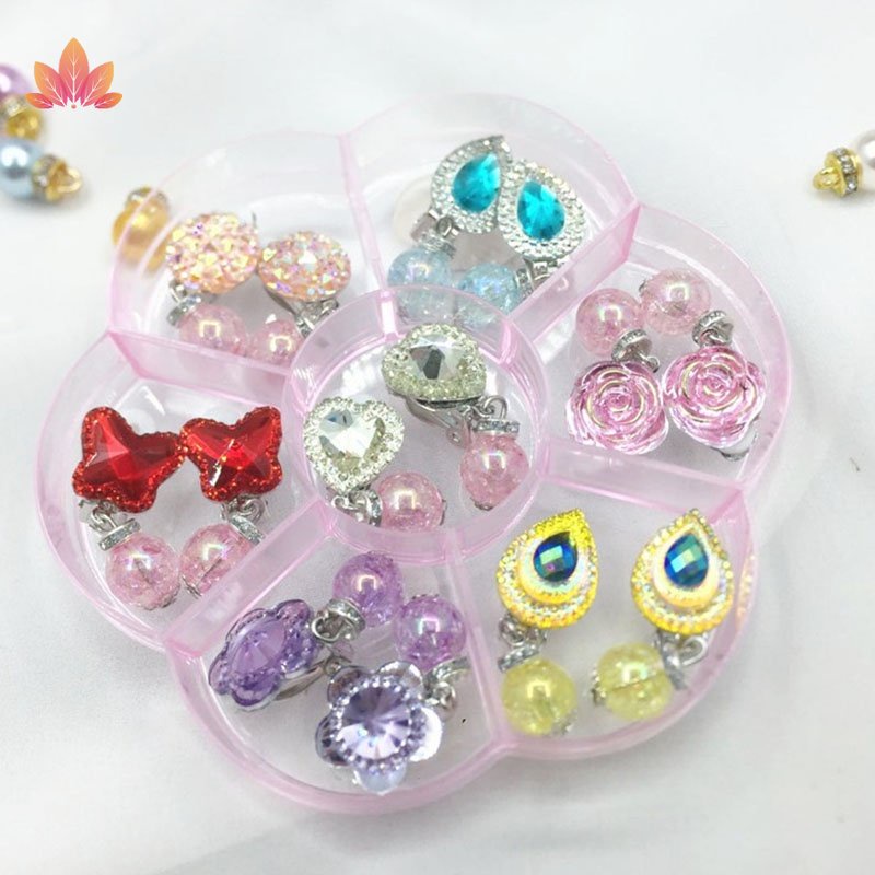 Bộ Khuyên Tai Kẹp Vành Tai Không Cần Lỗ Hình Hoa Bướm Nhỏ Dành Cho Bé Gái JP5