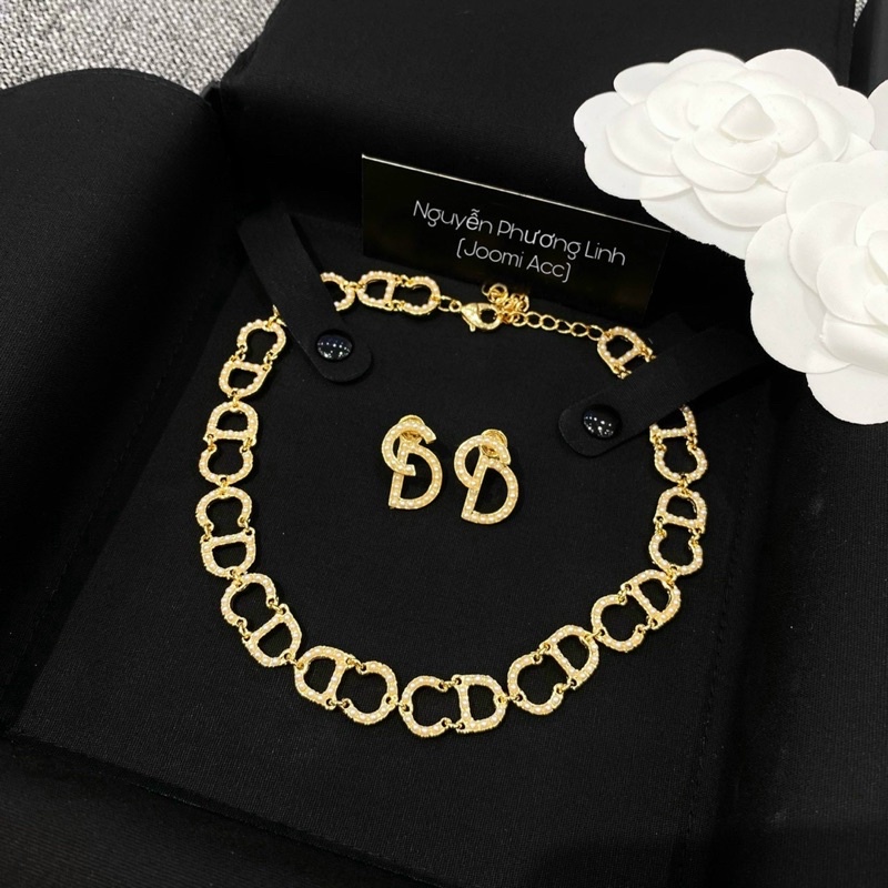 SET Vòng Cổ/ Choker/ Khuyên Tai chữ CD sang chảnh (Phụ Kiện Quảng Châu cc)