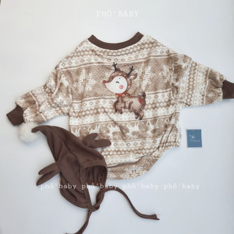 áo liền quần nỉ màu nâu sữa, họa tiết Giáng sinh