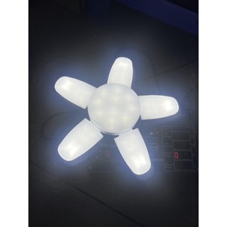 BÓNG ĐÈN 5 CÁNH CÔNG SUẤT 45W GẬP MỞ