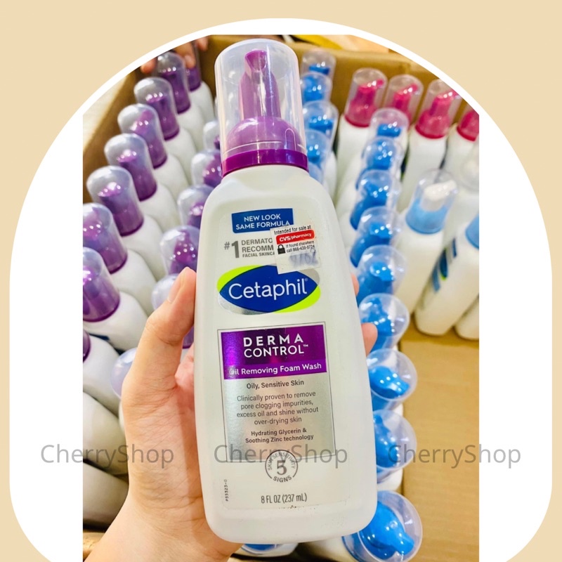 Sửa rửa mặt kiểm soát dầu Cetaphil DermaControl Oil Removing Foam Wash (237ml)