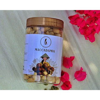 Hạt macca đã tách vỏ, nhân macca Việt Nam đóng hũ 500g thích hợp biếu tặng