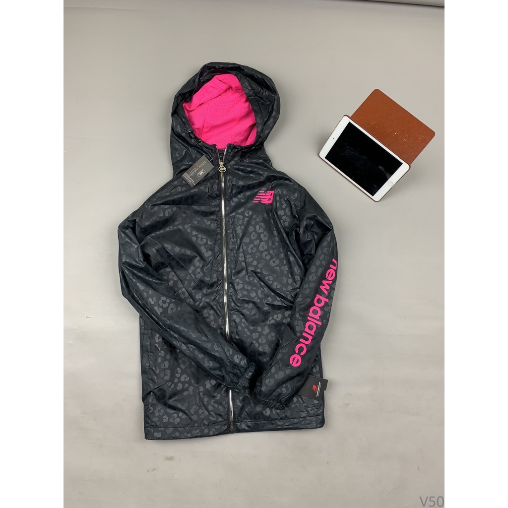 Áo gió Xuất Mỹ hiệu Newbalance Chính Hãng