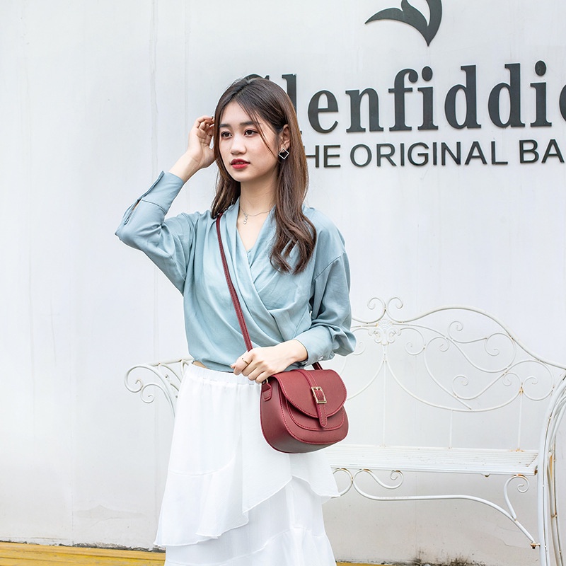 Túi Đeo Chéo Đựng Điện Thoại Màu Trơn Cá Tính Cho Nữ