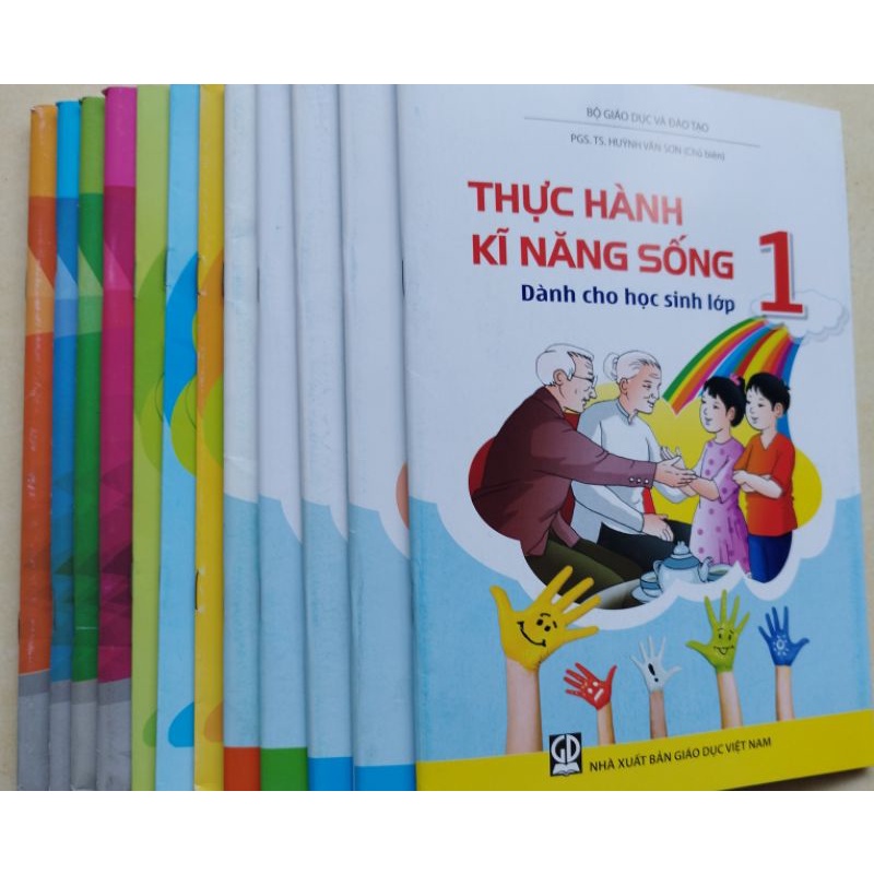 Bộ sách Thực hành kĩ năng sống - Huỳnh Văn Sơn