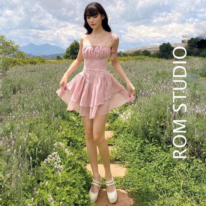 Đầm xoè dây 2 tầng URI DRESS màu hồng