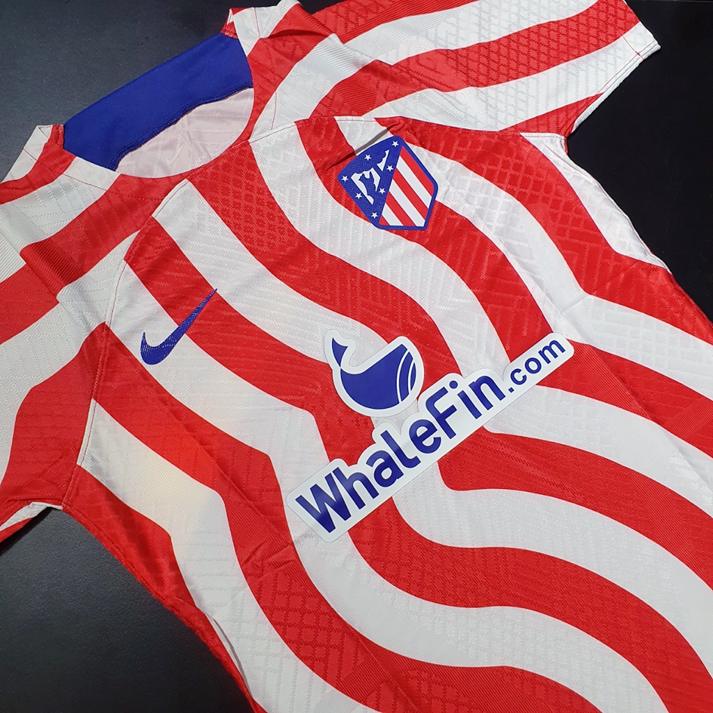 ÁO BÓNG ĐÁ ATLETICO MADRID SỌC SÂN NHÀ 22/23 – HÀNG THÁI LAN – BẢN PLAYER S.F – CHUẨN ÁO ĐẤU CẦU THỦ