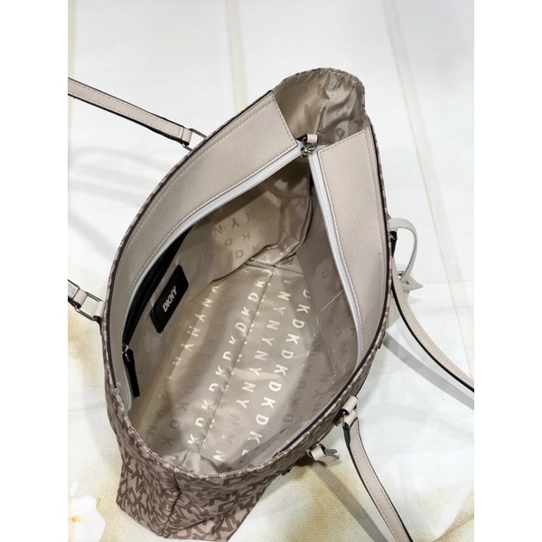 Túi Tote DKNY CASEY medium canvas