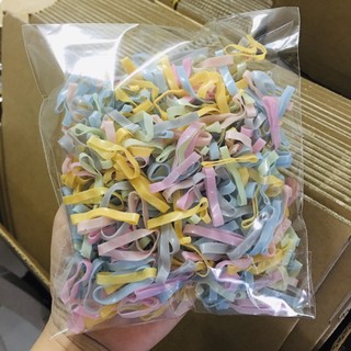 Chun buộc tóc cho bé(1lạng)