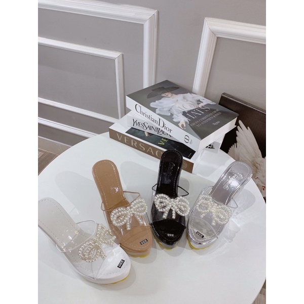 ❄️ LÊ MIKA GẮN NƠ ĐÁ CAO 9cm - 12cm.