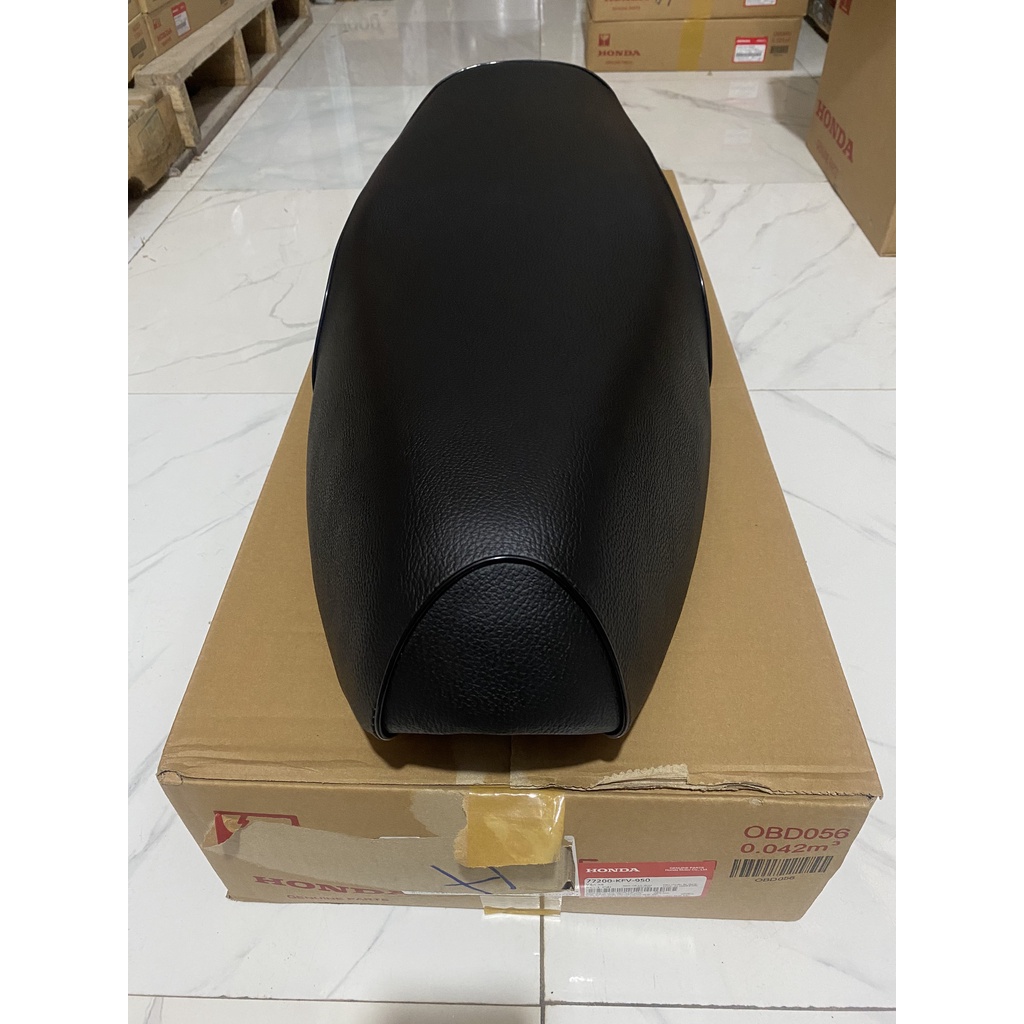 Yên xe HONDA DREAM, hàng Chình Hãng HONDA. (77200KFV950)