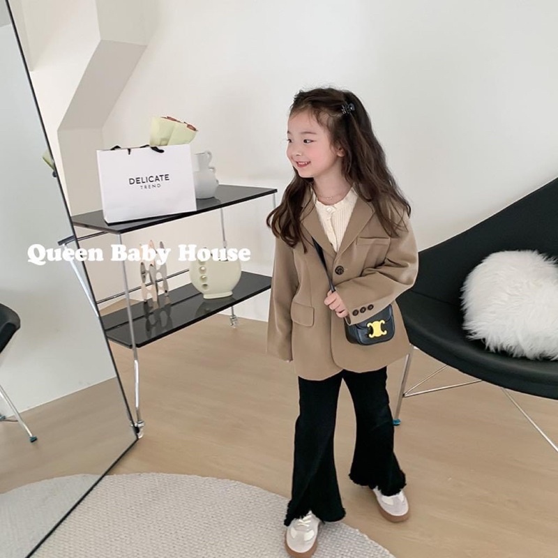 Áo vest cho bé màu nâu và be