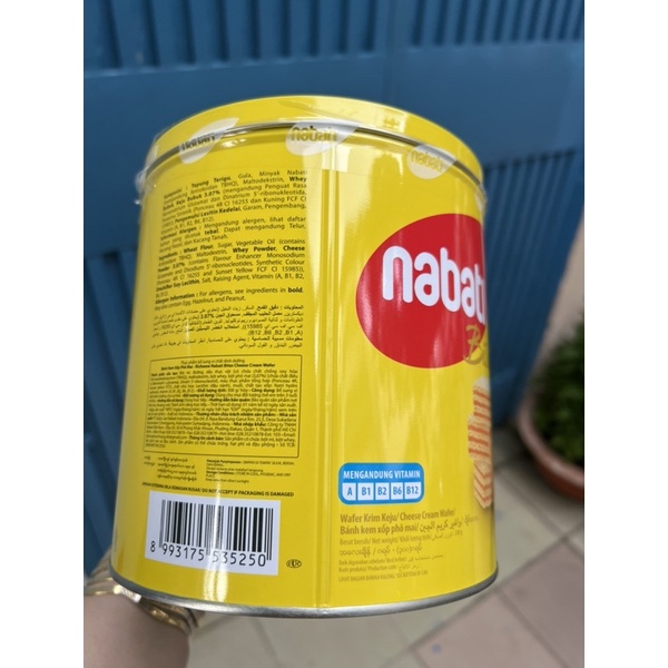 Bánh Nabati Cheese Wafer hộp thiếc 350g