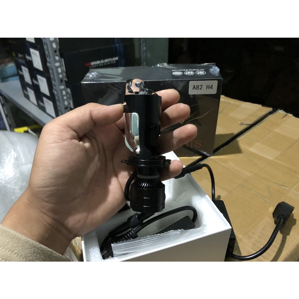 Đèn pha mini gương cầu A82 chân H4