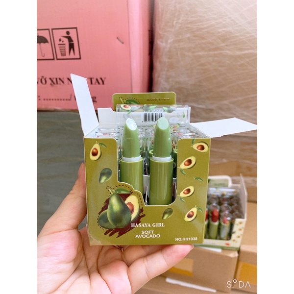 Son dưỡng môi bơ thái lan không màu