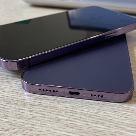 Mô hình ĐT không lên màn 14 PRM màu tím dùng để trưng bày cửa hàng làm quà tặng