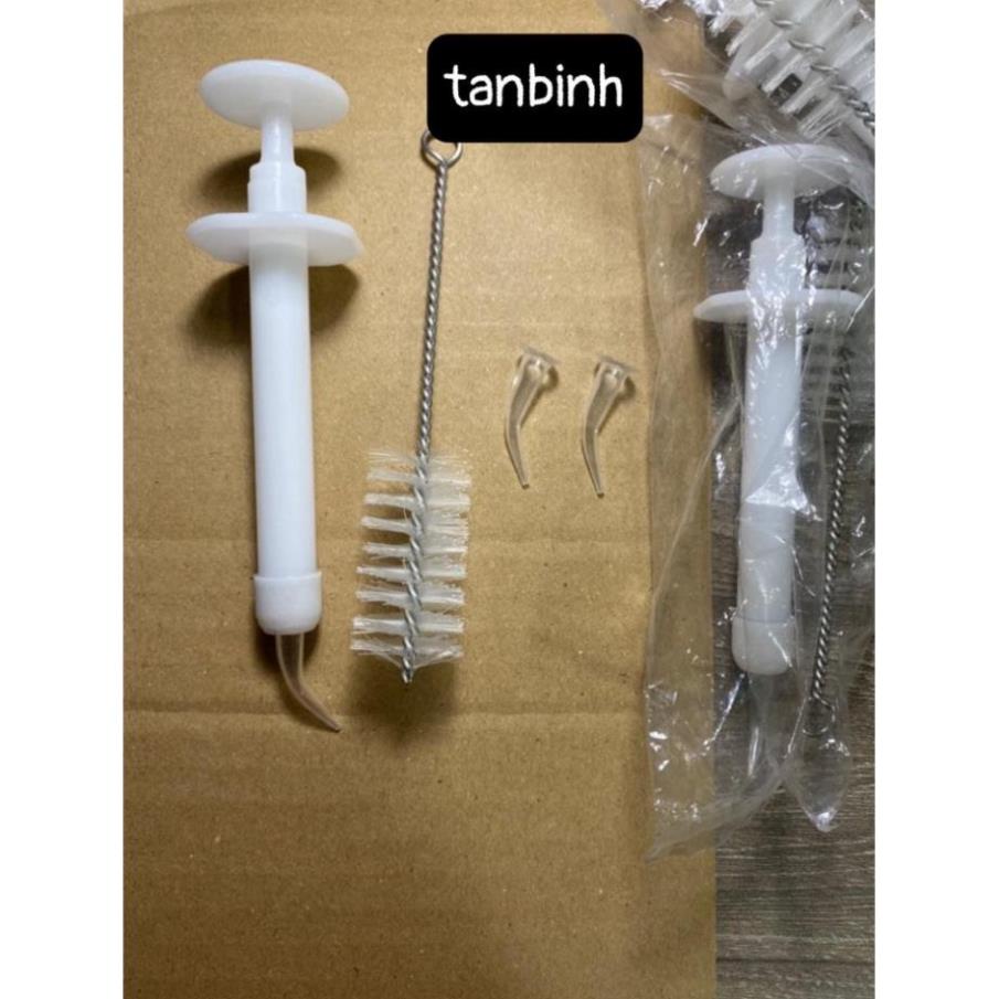 Ống Bơm Cao Su lỏng nha khoa để lấy dấu chi tiết có kèm chổi rửa và 2 đầu bơm