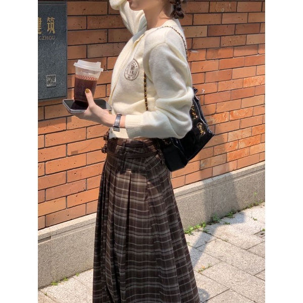 Áo cardigan len dáng ngắn siêu xinh style Hàn Quốc