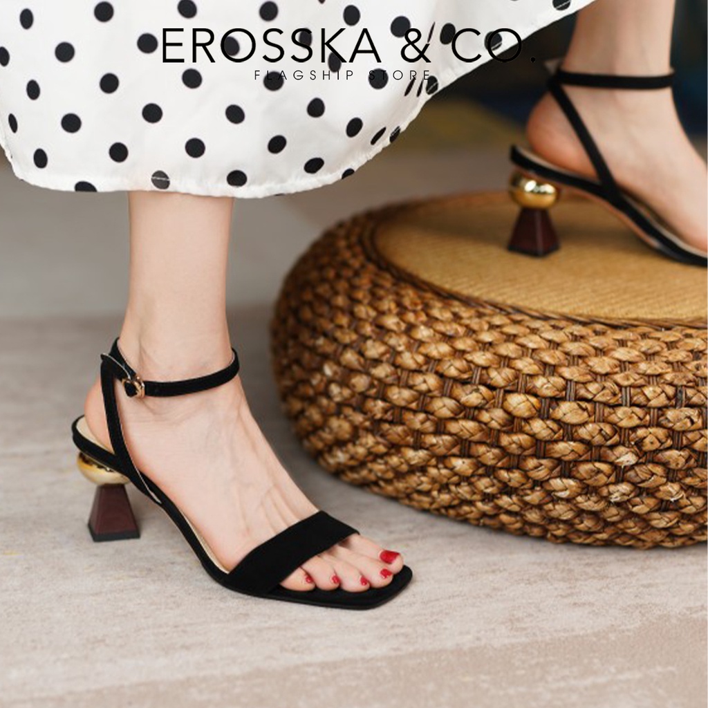 Erosska - Sandal cao gót mũi hở đế vuông phối dây quai mảnh cao 7cm màu bò - EB055