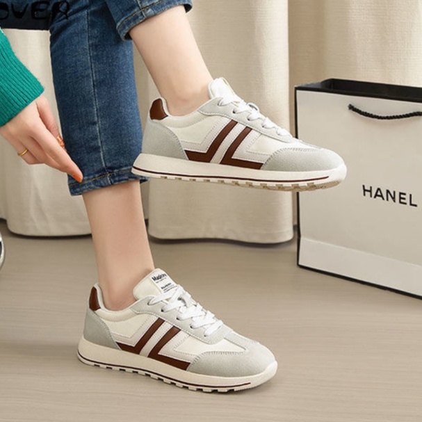 Giày Thể Thao Siêu Nhẹ Chống Trượt Thiết Kế Thoáng Khí Hợp Thời Trang